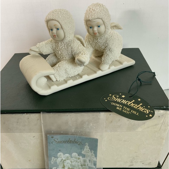 Department 56 Snowbabies sledding, Down the Hill We Go - Picture 1 of 16